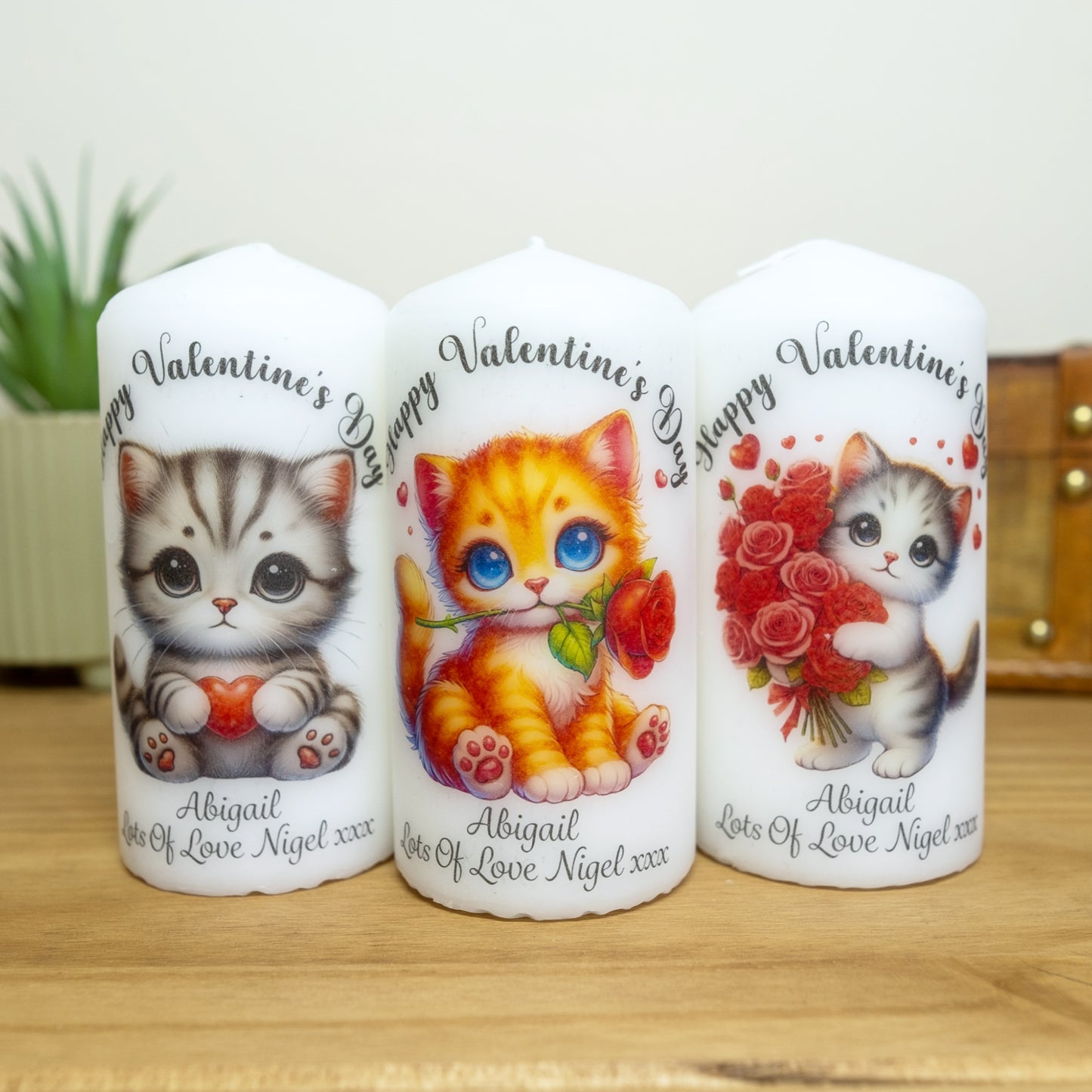 PERSONALISED 12CM CUTE CAT VALENTINE CANDLE P054