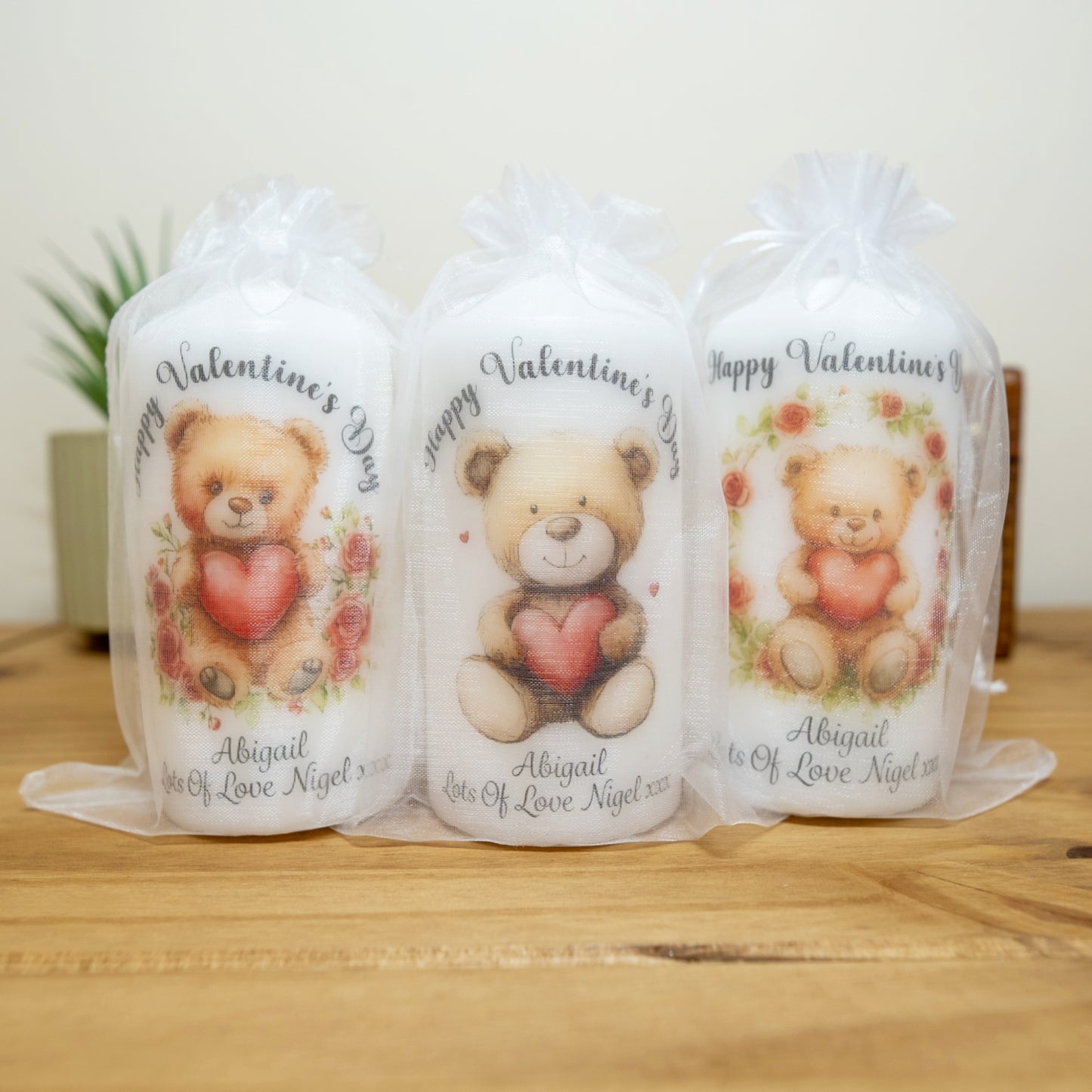 PERSONALISED 12CM VINTAGE TEDDY BEAR VALENTINES CANDLE P059