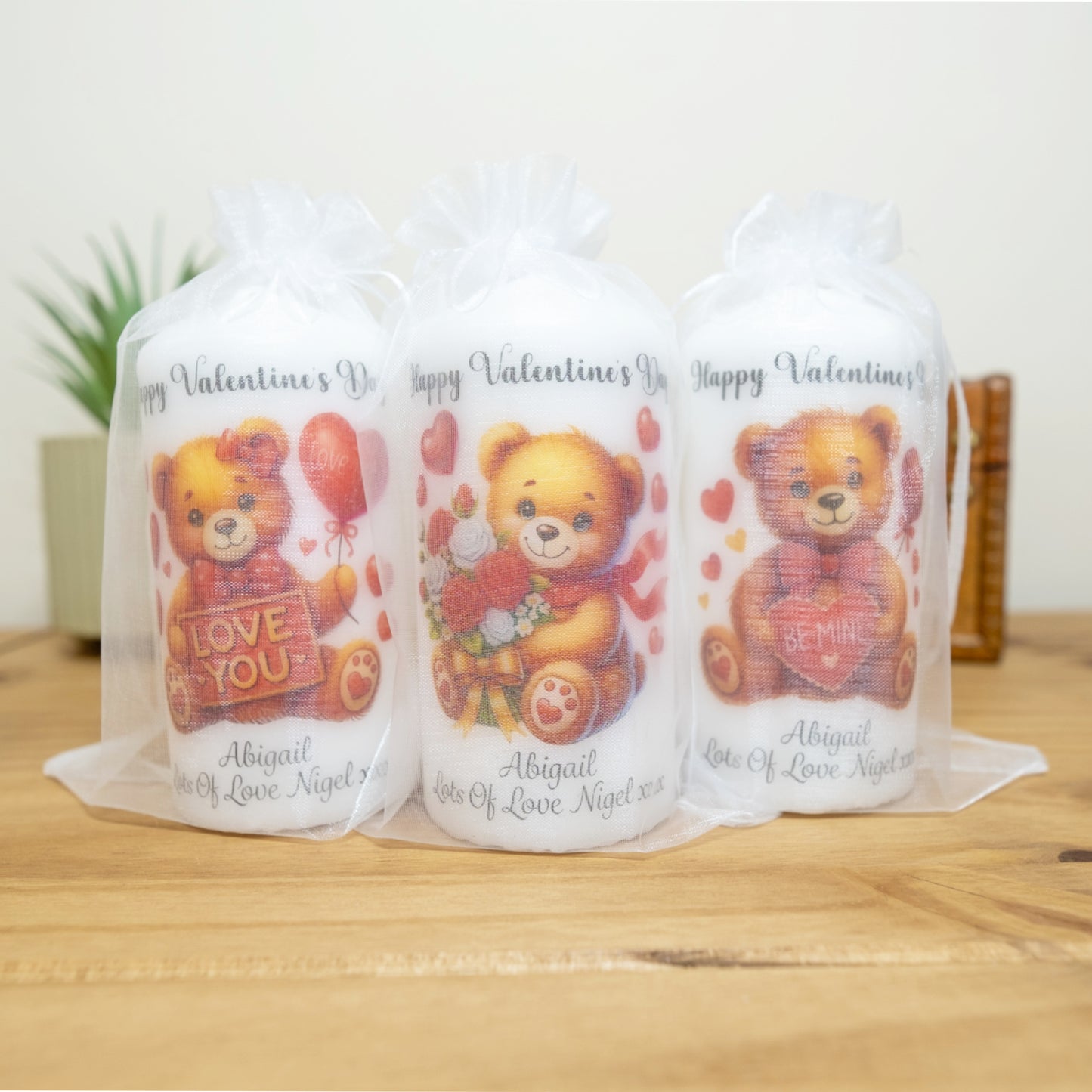 PERSONALISED 12CM CUTE TEDDY BEAR VALENTINE CANDLE P057