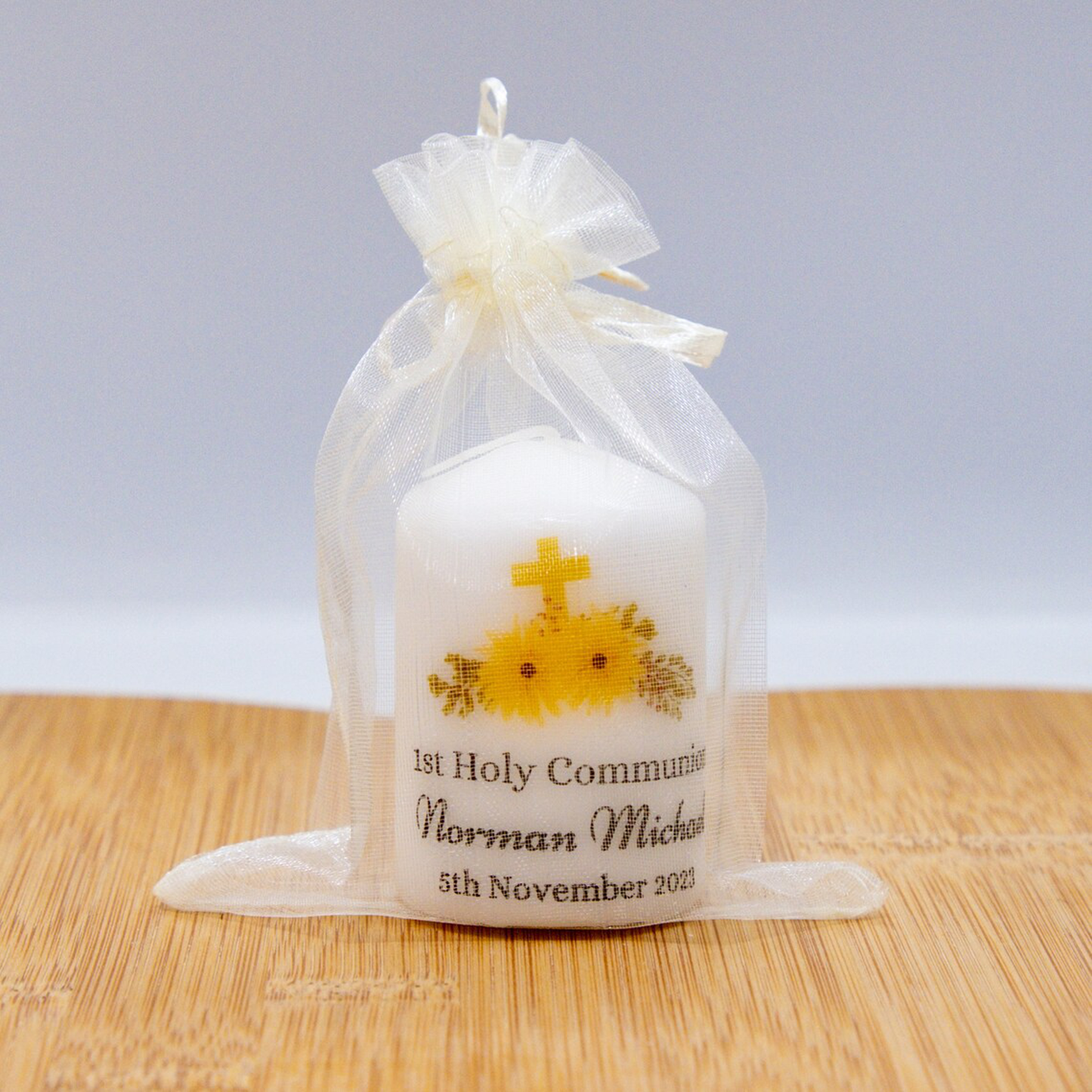 PERSONALISED PK10 6CM FLORAL CROSS CHRISTENING CANDLE FAVOURS M014