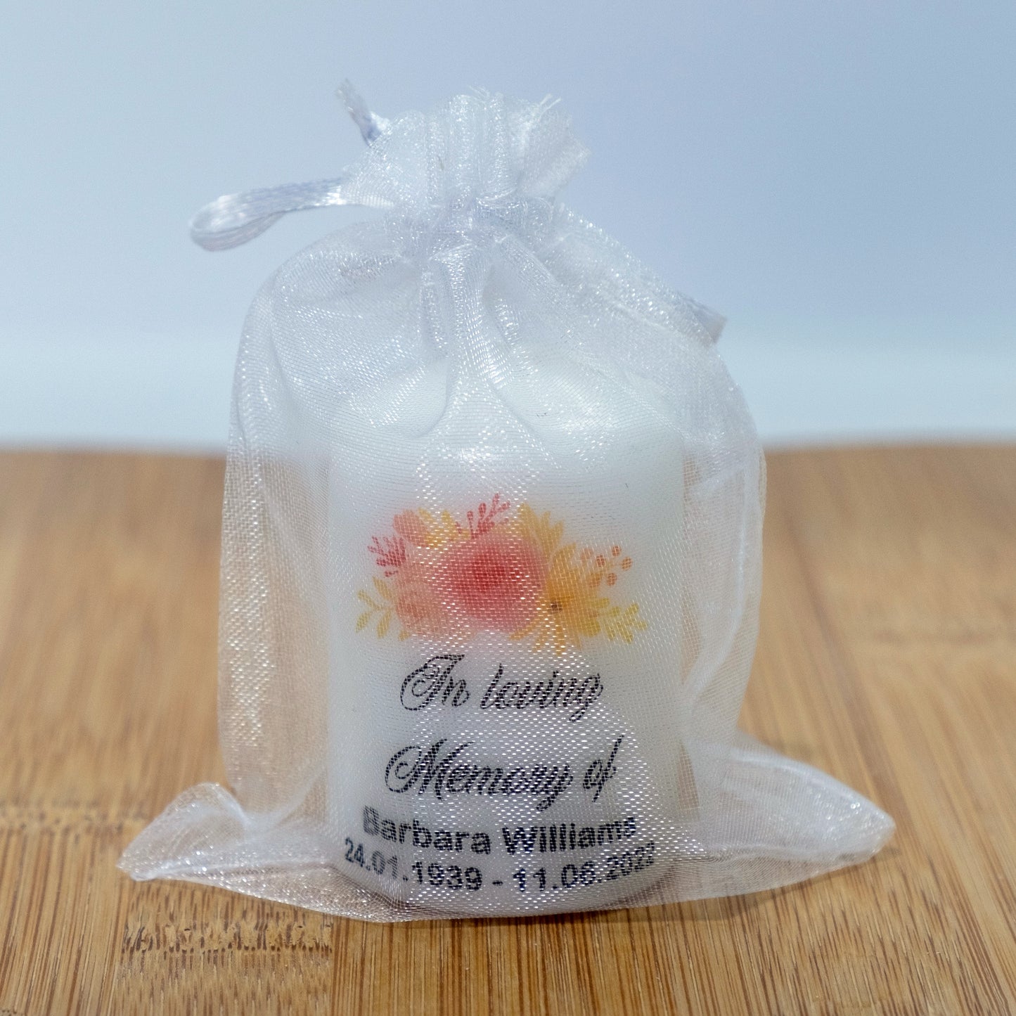 PERSONALISED PK10 6CM MEMORIAL CANDLES FLOWER DESIGN M041