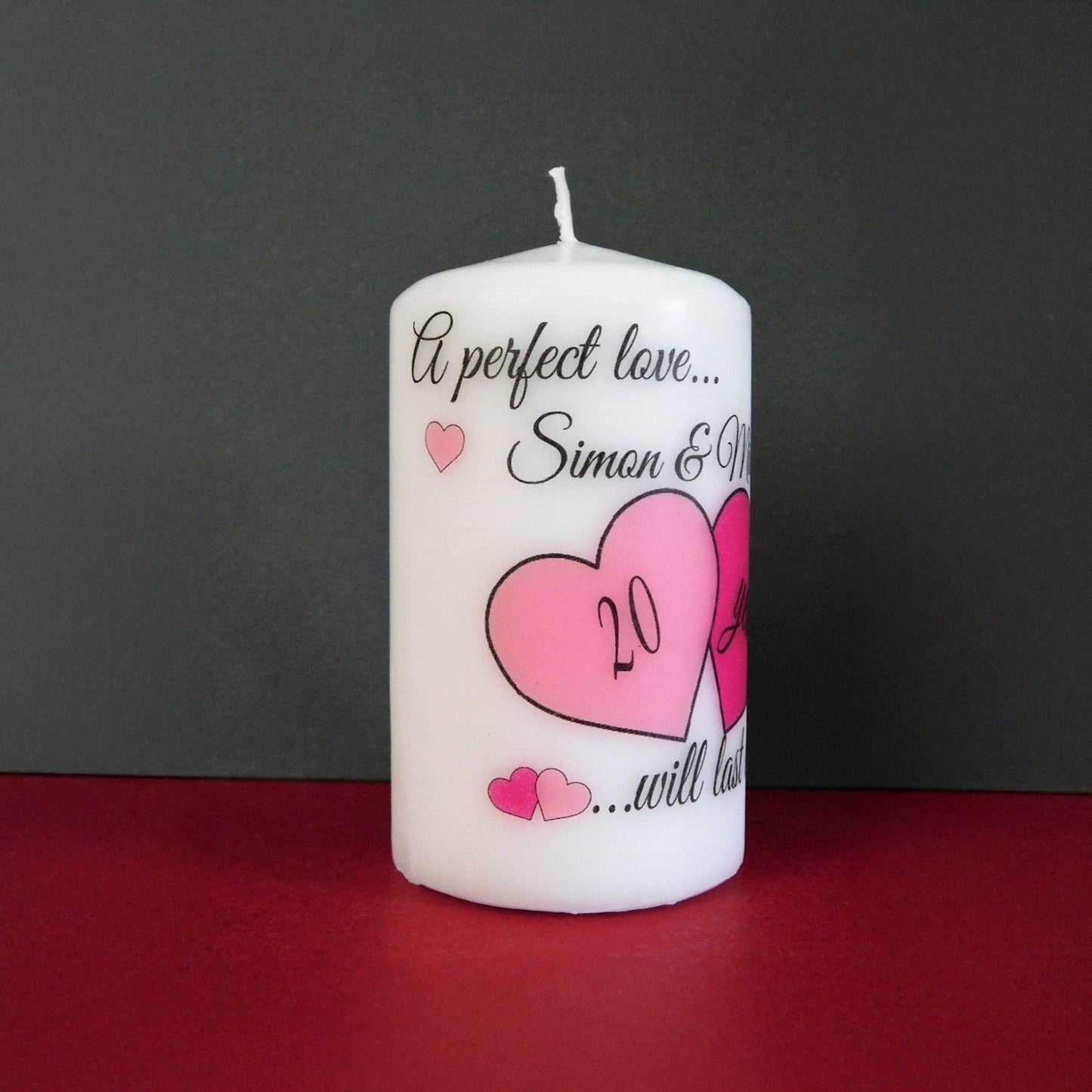 PERSONALISED ANNIVERSARY HEARTS PILLAR CANDLE (2 SIZES)