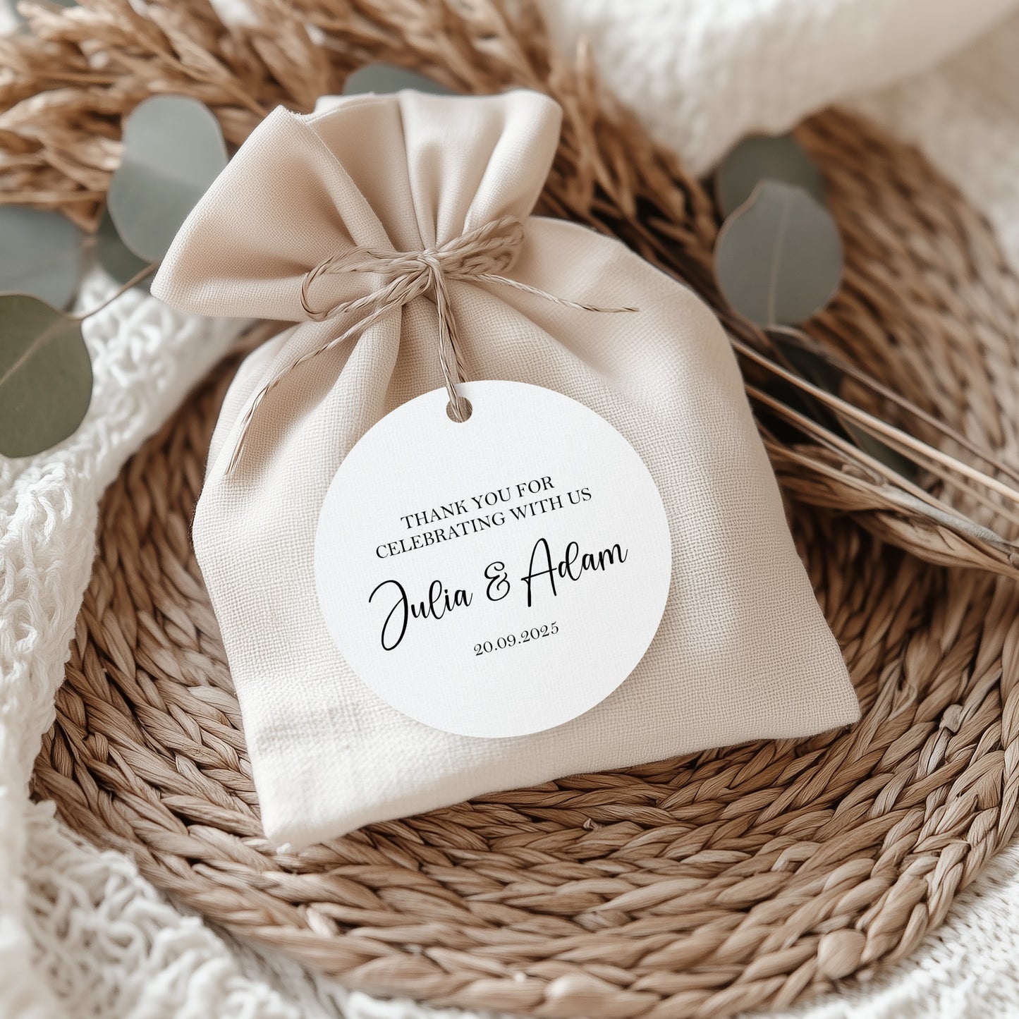 PERSONALISED ROUND WEDDING THANK YOU TAGS (PK15)