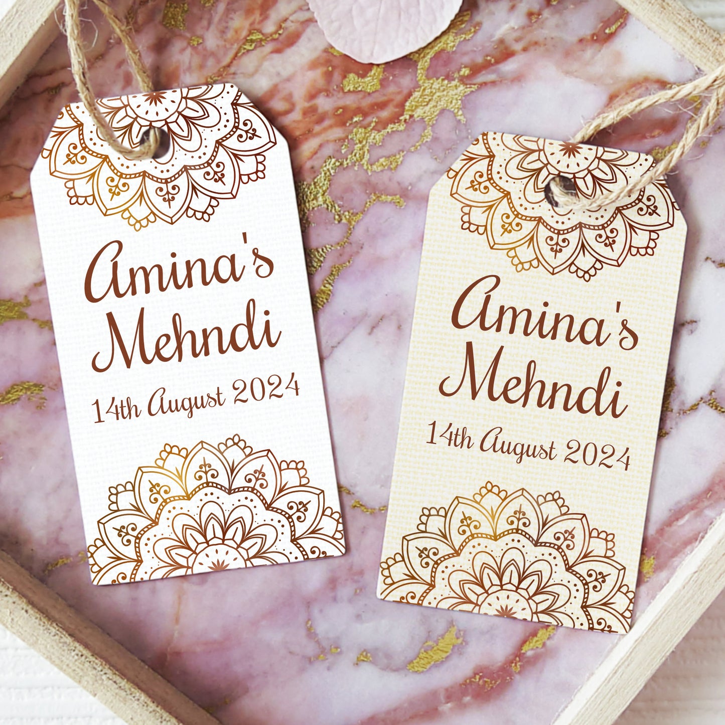 PERSONALISED GOLD MEHNDI FAVOUR TAGS T044